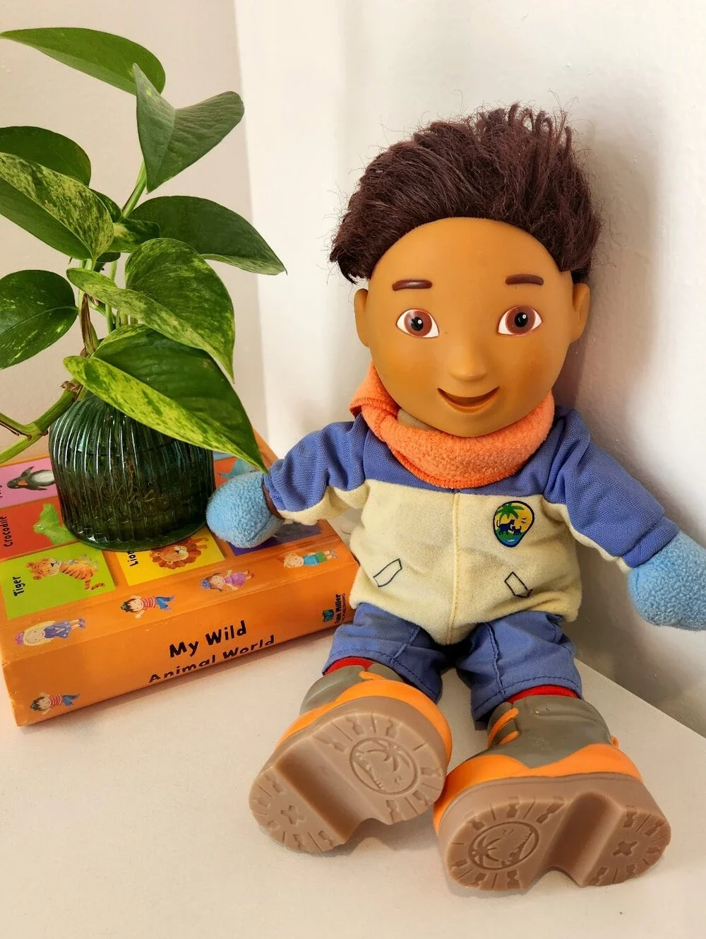 2006 Fisher-Price Nick Jr. Diego Go Huggable Diego Doll Winter Scarf Outfit